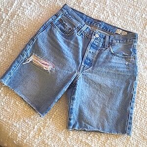 Levi's 501 Shorts 150th Anniversary Distressed with Mushroom Embroidery Sz 24/25